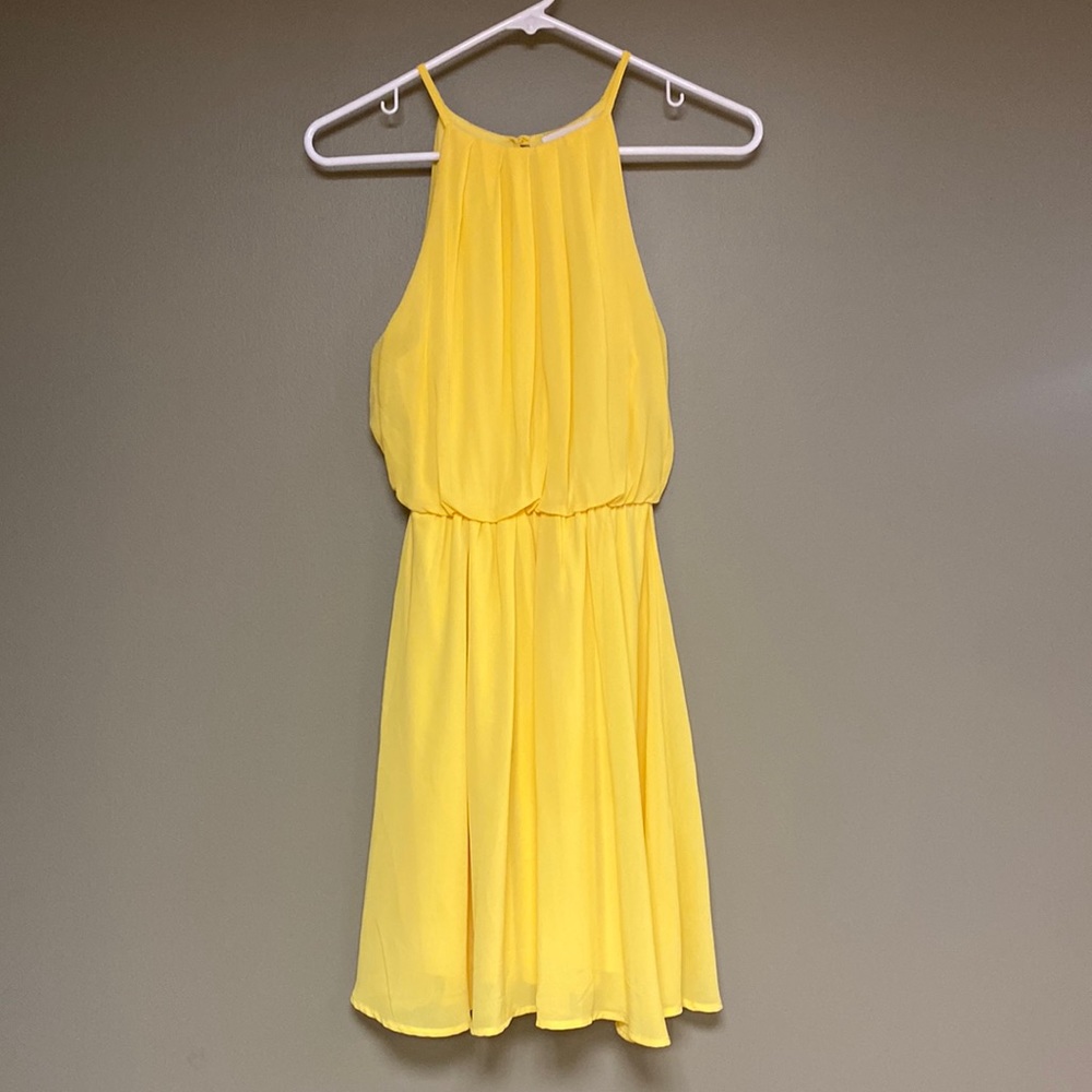 Yellow dress